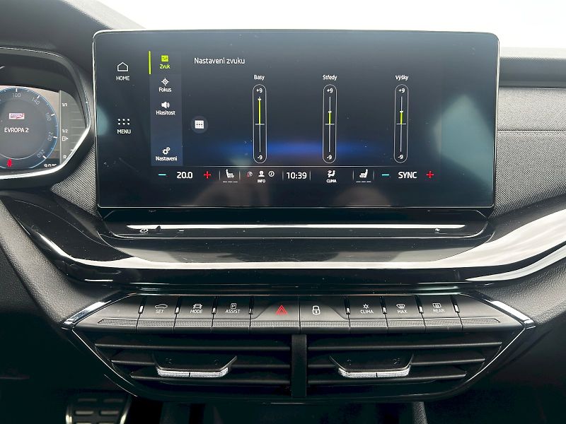 Škoda Octavia (2022) 2.0 TDI 110kW DSG Sportline - fotka 13 z 35