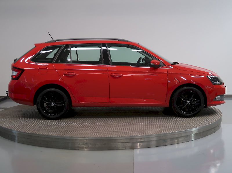 Škoda Fabia (2016) AMBITION COMFORT 1.2TSI 66kW T - fotka 8 z 30
