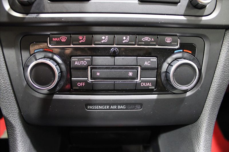 Volkswagen Golf 1,4 TSI 90KW atlanta - fotka 19 z 26