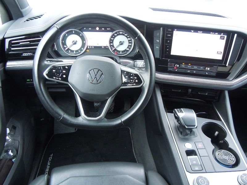 Volkswagen Touareg 3,0TDI VZDUCH KŮŽE HUD TAŽNÉ - fotka 13 z 40