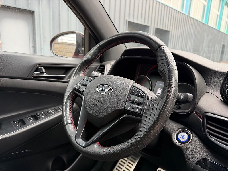 Hyundai Tucson 2,0 CRDi 4WD /N-line/1.maj./ČR - fotka 26 z 37