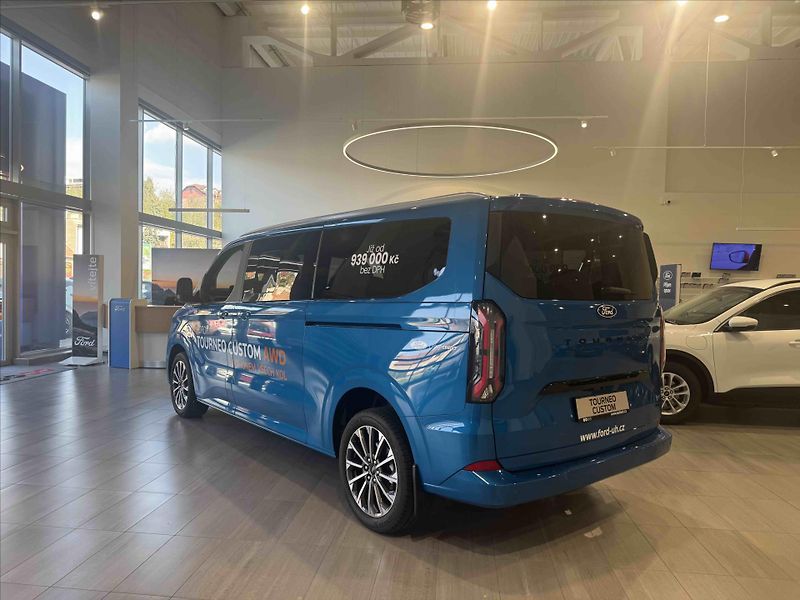 Ford Tourneo 2,0 EcoBlue 125 kW/170k  Custo - fotka 3 z 11