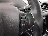 Peugeot 2008 (2013) 1.2 PureTech, Tempomat - náhled 15