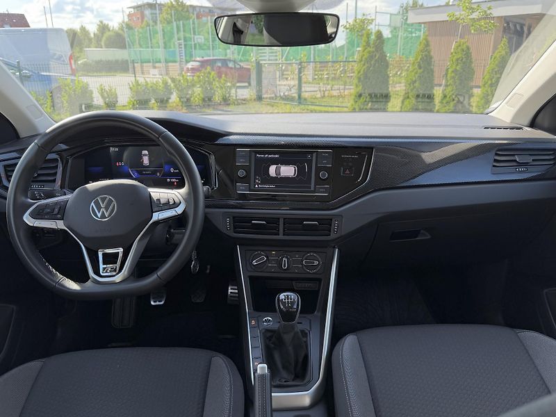 Volkswagen Taigo (2022) 1.0 tsi 70 kw / manuál  - fotka 14 z 21