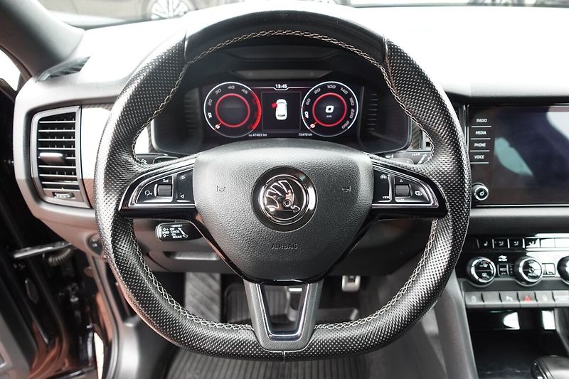 Škoda Kodiaq 2.0TDI 140kW Sportline 4x4 DSG - fotka 17 z 32