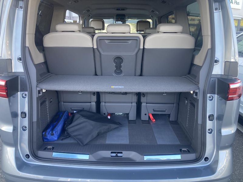 Volkswagen Multivan LONG 1,5TSI PHEV 4MOTION STYLE - fotka 16 z 24