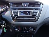 Hyundai i20 (2016) 1.2i,1maj,S.kniha,klima - náhled 14