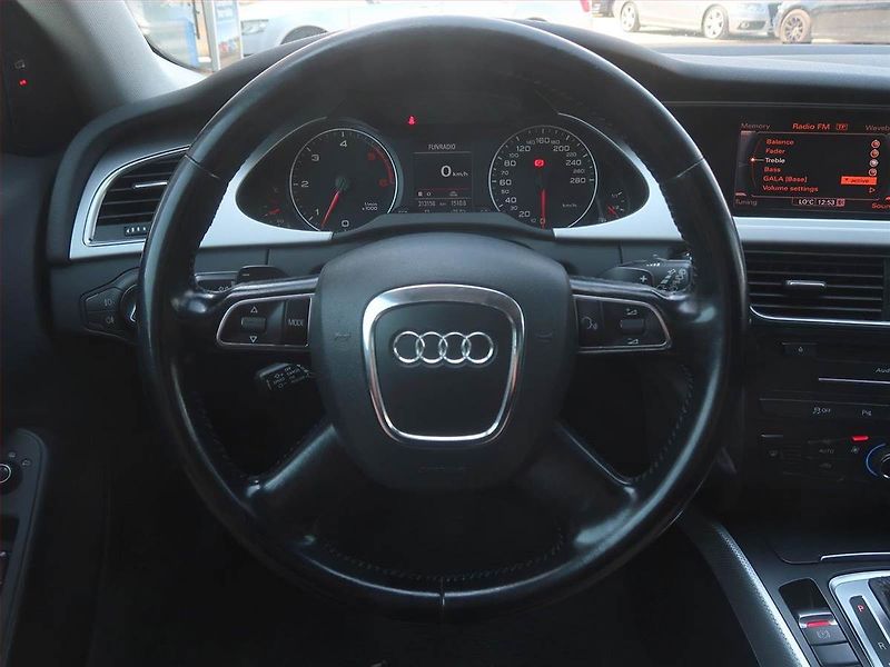 Audi A4 (2011) 3.0 TDI, 4X4, Automat - fotka 15 z 18
