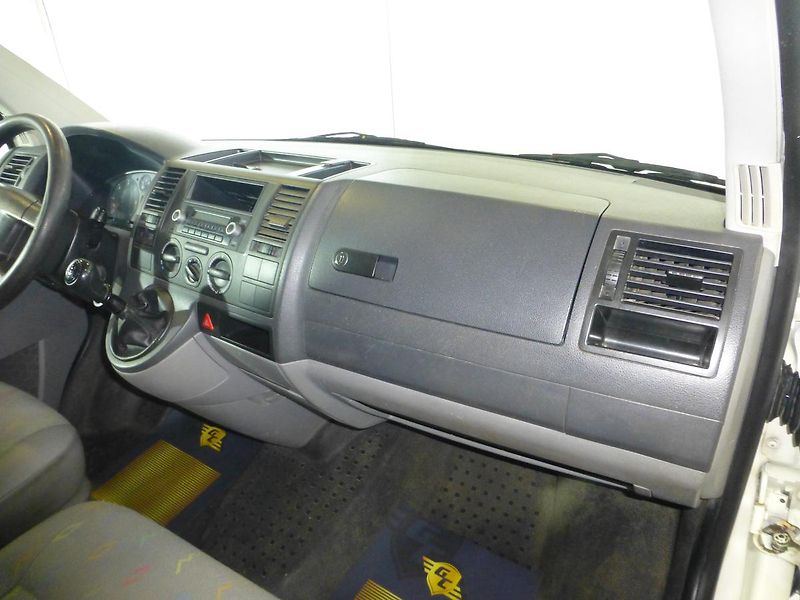 Volkswagen Transporter (2006) 2,5TDI*TAŽNÉ*6MÍST****4X4 !!! - fotka 17 z 22