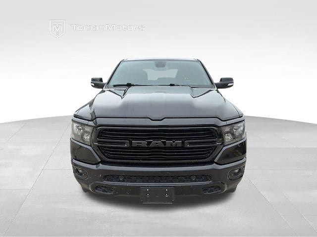Dodge RAM (2019) Big Horn HEMI, Night, 19 - fotka 5 z 9