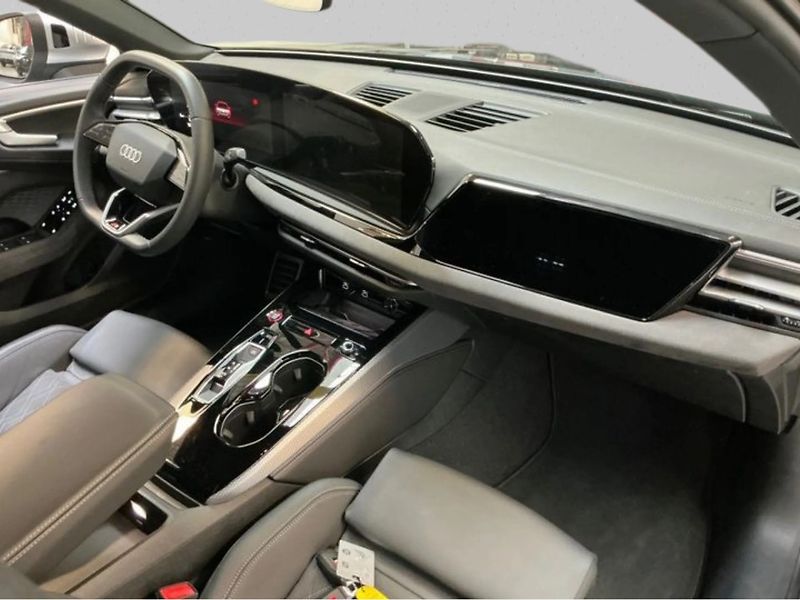 Audi S5 Sedan quattro 3.0TFSI - fotka 3 z 6