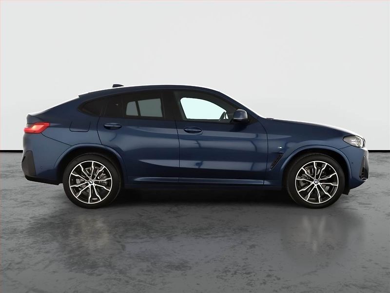 BMW X4 (2024) xDrive20i - fotka 6 z 25
