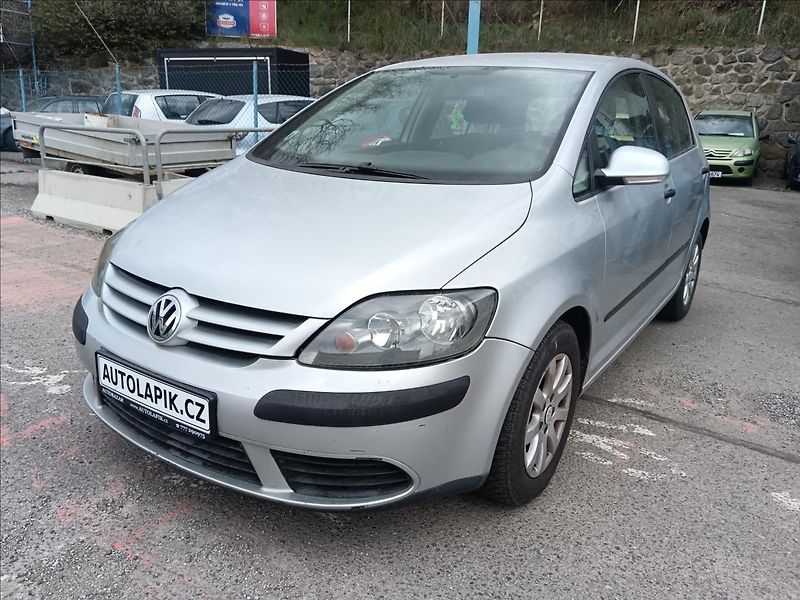 Volkswagen Golf Plus 1,9 TDi DSG  Comfortline - fotka 3 z 20