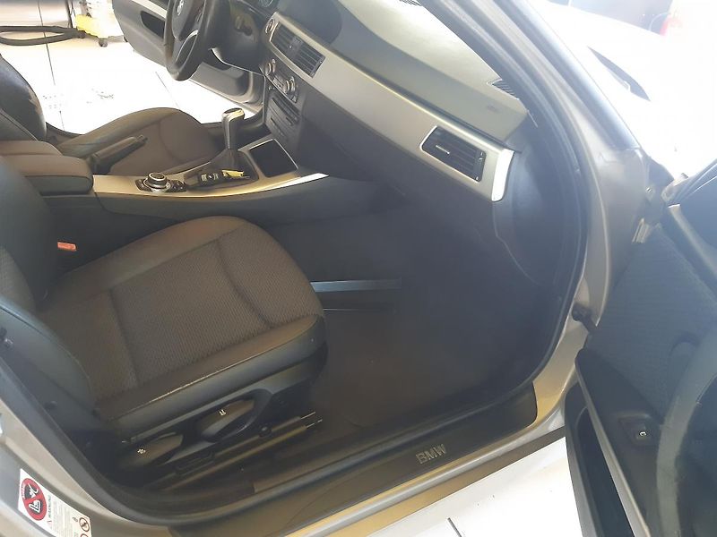 BMW Řada 3 320 XDRIVE  - fotka 21 z 22