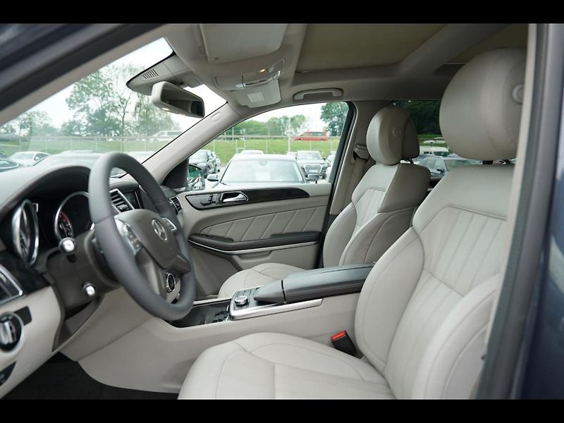 Mercedes-Benz GL 350d, 4Matic, AMG, 7míst, - fotka 24 z 50