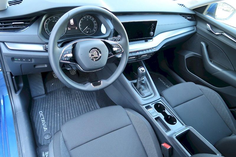 Škoda Octavia (2023) kombi Active Plus 1,0 TSi/81 k - fotka 6 z 31