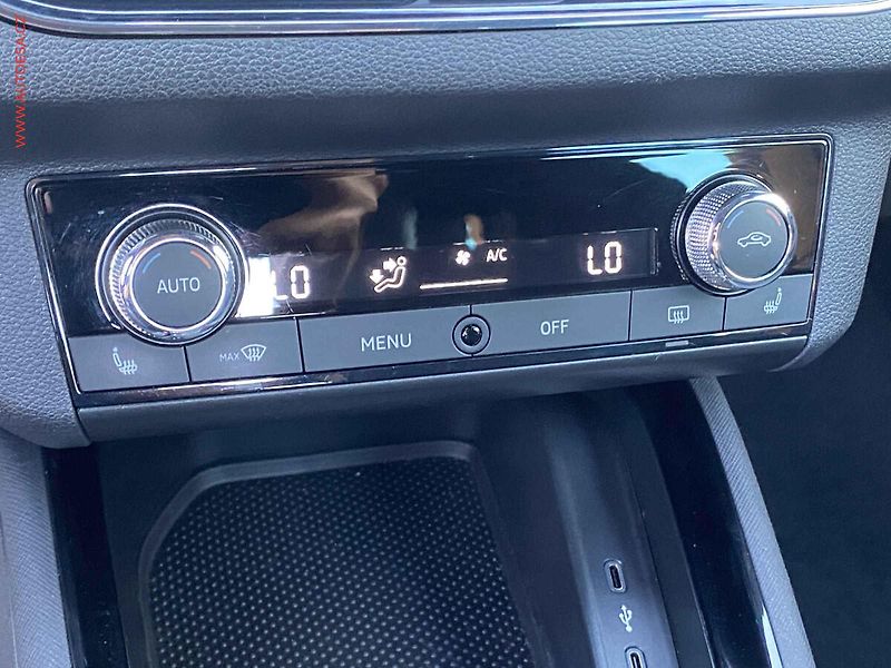 Škoda Scala (2020) 1.5 TSi, Style, DSG, kamera - fotka 15 z 19