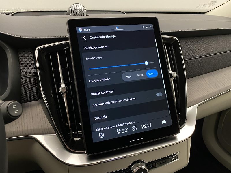 Volvo XC90 (2025) T8 AWD RECHARGE BRIGHT PLUS 7m - fotka 59 z 75