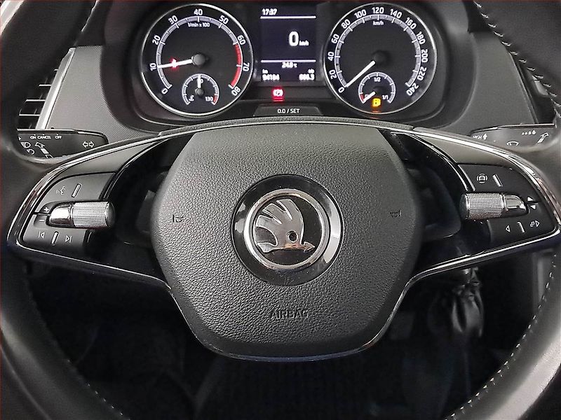 Škoda Fabia (2022) Ambition Plus 1.0 TSI - fotka 15 z 16