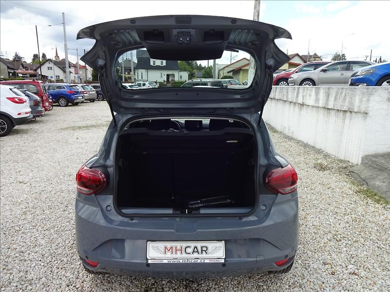 Dacia Sandero 1,0 TCe 67kW - fotka 23 z 50