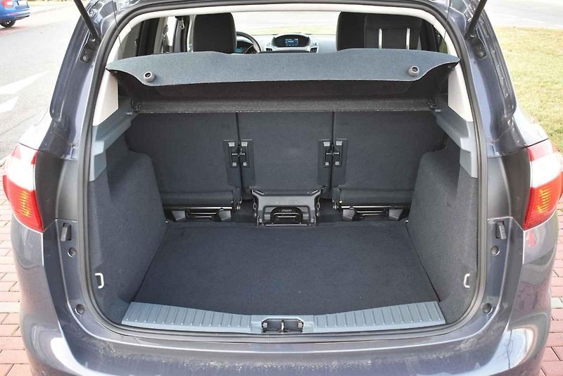 Ford C-Max druhé generace je povedené auto
