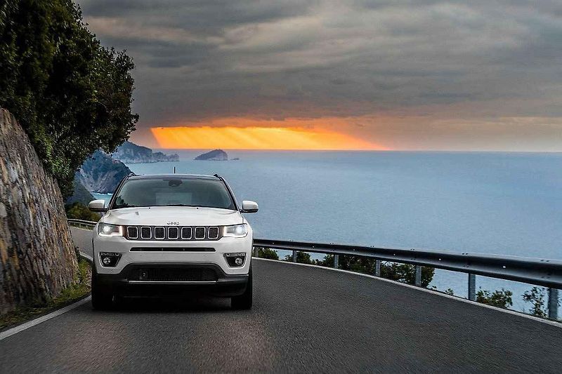 Jeep Compass.