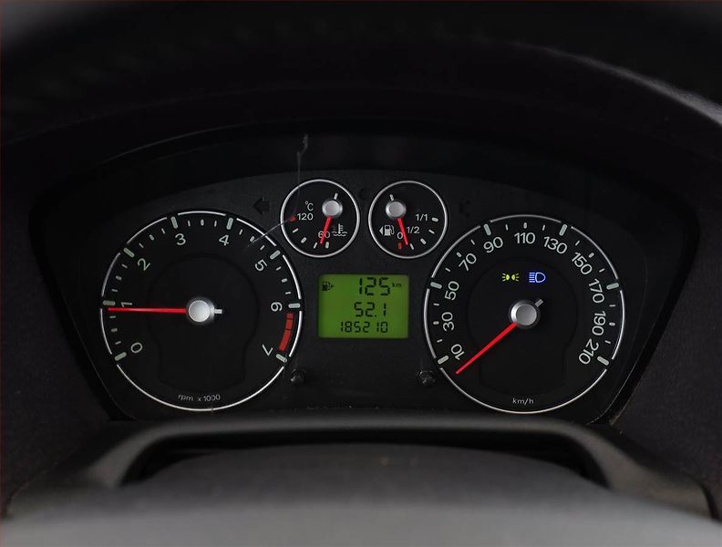 Ford Fusion (2007) 1.4, po STK, rezervace - fotka 8 z 14