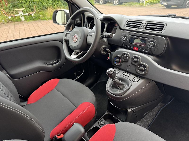 Fiat Panda (2017) ČR, 1 majitel, 9.800 km - fotka 18 z 23