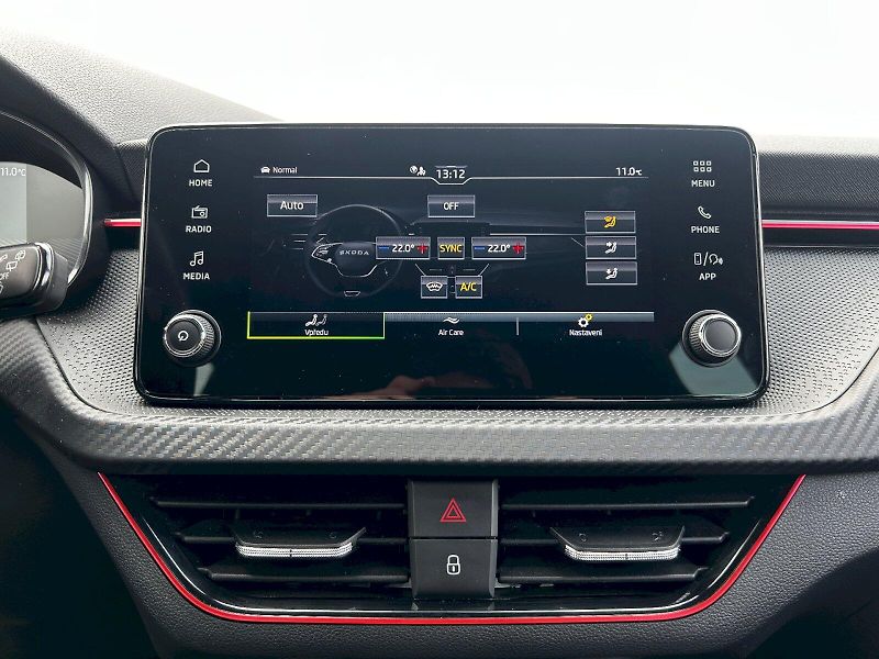 Škoda Kamiq (2025) 1.0 TSI 85kW DSG Monte Carlo - fotka 19 z 35