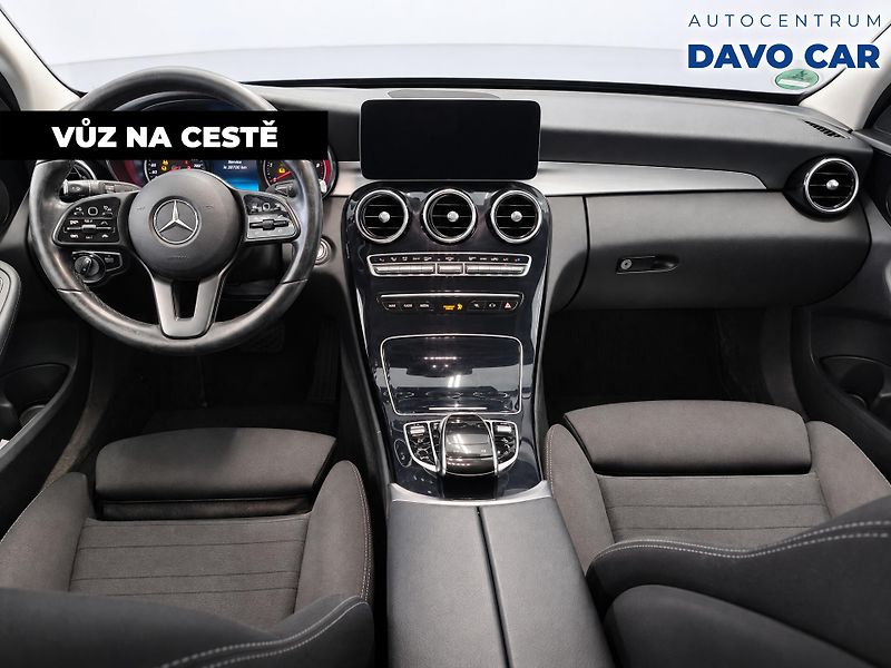 Mercedes-Benz Třídy C 1,6 C 200 118 kW Navi DPH 1.Ma - fotka 2 z 10