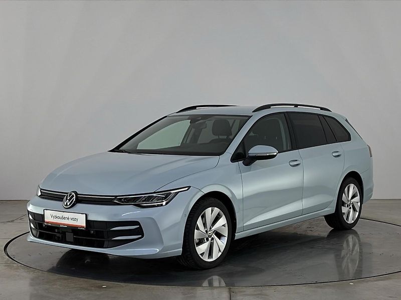Volkswagen Golf Life DSG - fotka 1 z 29