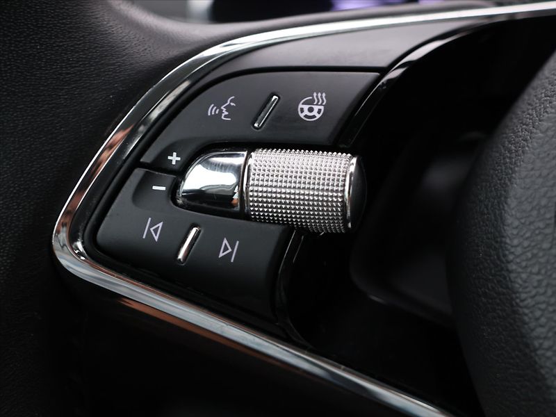 Škoda Octavia 1,5 TSI 110kW Style Aut.klima - fotka 17 z 31