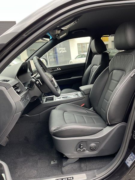 KGM Rexton (2026) 2.2 e-XDI Premium, 4x4, 7 míst - fotka 7 z 15