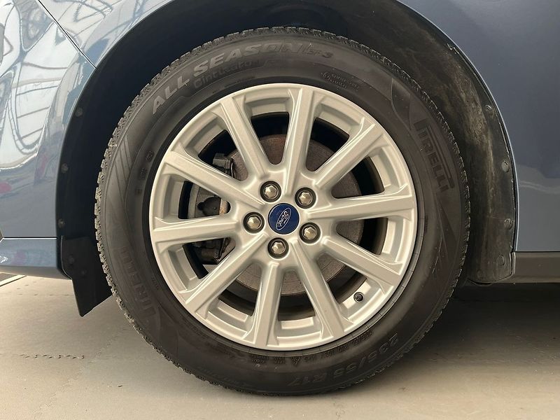 Ford Galaxy 2.5 HEV TITANIUM 7 míst - fotka 39 z 44