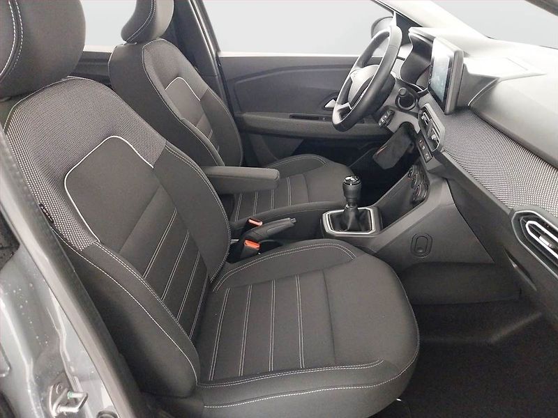 Dacia Jogger (2025) 1.0 TCe - fotka 9 z 20