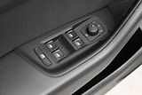 Volkswagen Passat 2,0 TDI 110 kW DSG Business Zá - náhled 25