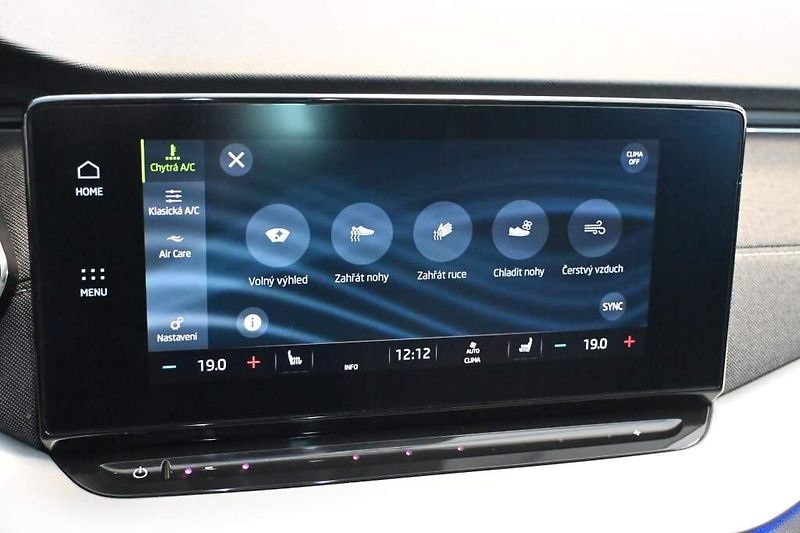 Škoda Octavia (2021) 2.0 FIRST EDITION LED Tažné Ma - fotka 16 z 33