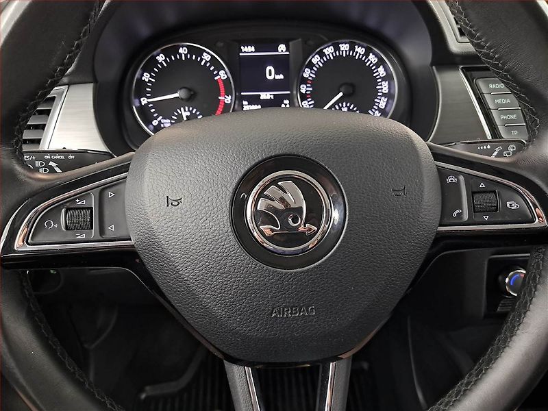 Škoda Fabia (2018) Style 1.0 TSI, Tempomat - fotka 15 z 17