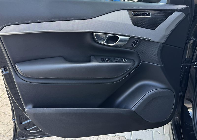 Volvo XC90 T8 AWD / POLESTAR /REZERVACE - fotka 10 z 57