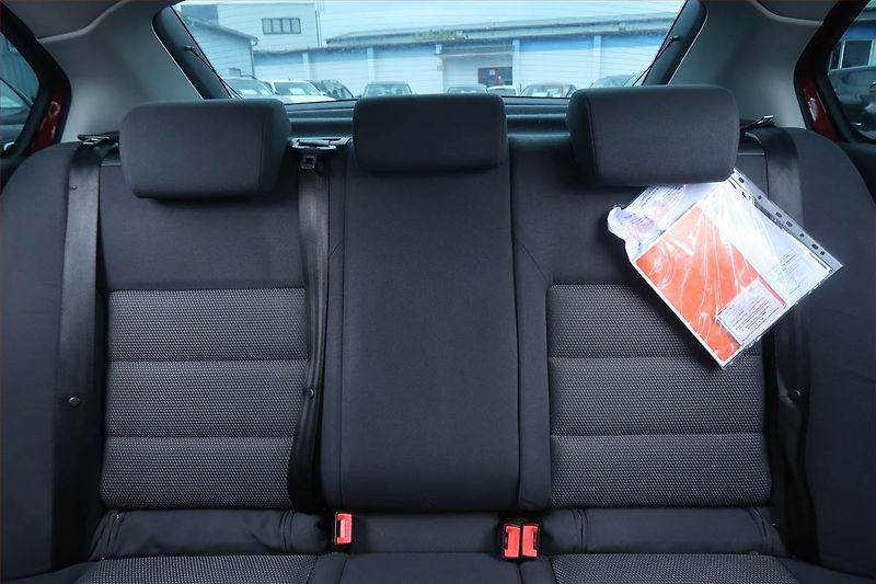 Škoda Octavia (2004) 1.6, Serv.kniha, nová STK - fotka 10 z 14