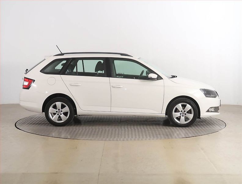 Škoda Fabia (2016) 1.4 TDI, Serv.kniha, Tempomat - fotka 6 z 16