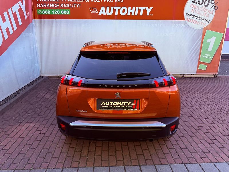 Peugeot 2008 1.2 PureTech Allure, Záruka - fotka 8 z 28