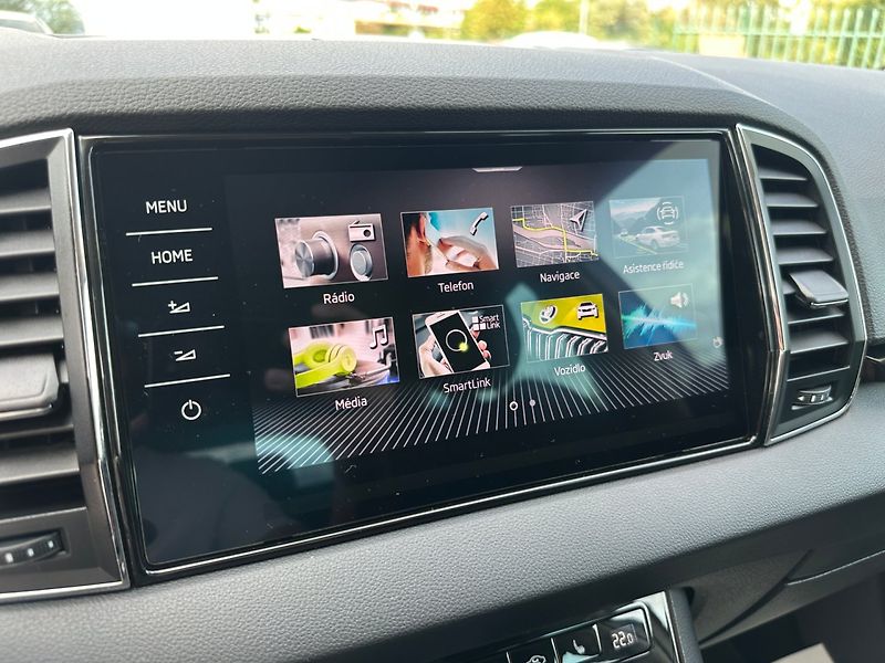 Škoda Karoq (2022) 2,0TDI 4x4 DSG Style - fotka 24 z 31