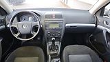 Škoda Octavia (2007) 1,6 benzín kombi - náhled 22