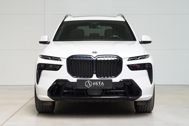 BMW X7 Xdrive40d,M-paket,HUD,360,Tažn - fotka 2 z 47