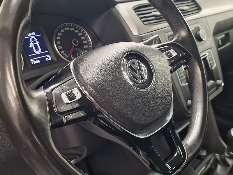 Volkswagen Caddy (2018) - fotka 20 z 62