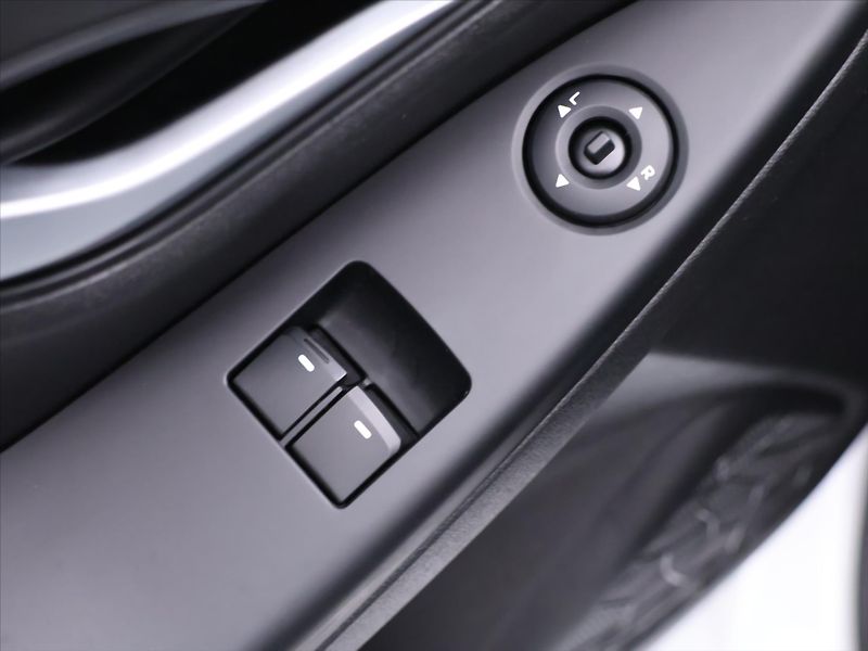 Hyundai ix20 1,6 CVVT 91kW Czech Klima - fotka 15 z 32