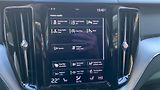 Volvo XC60 MOMENTUM PRO, B4 AWD, 145+10 k - náhled 16