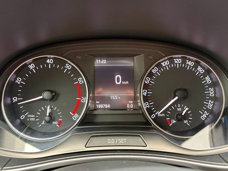 Škoda Fabia 1.2 TSi Style, ČR, Serviska - fotka 16 z 23