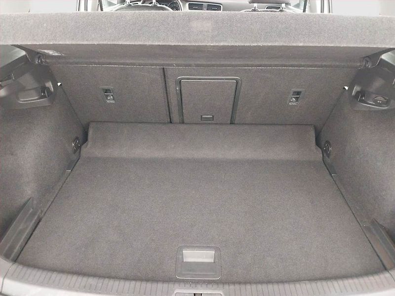 Volkswagen Golf (2014) 1.2 TSI, Tempomat - fotka 14 z 18
